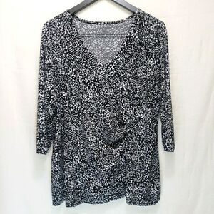 Lane Bryant Black White Abstract Cheetah Print Faux Wrap Top Sz 18/20 3/4 Sleeve